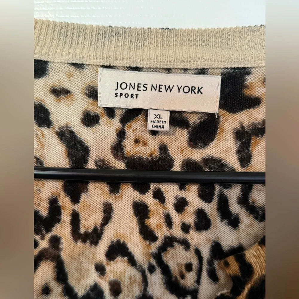 XL LEOPARD JONES NEW YORK SPORT SWEATER! - Picture 3 of 4